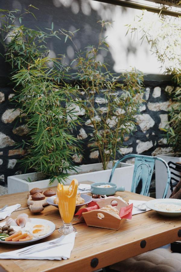 קורצ'ה Meri Boutique Hotel מראה חיצוני תמונה